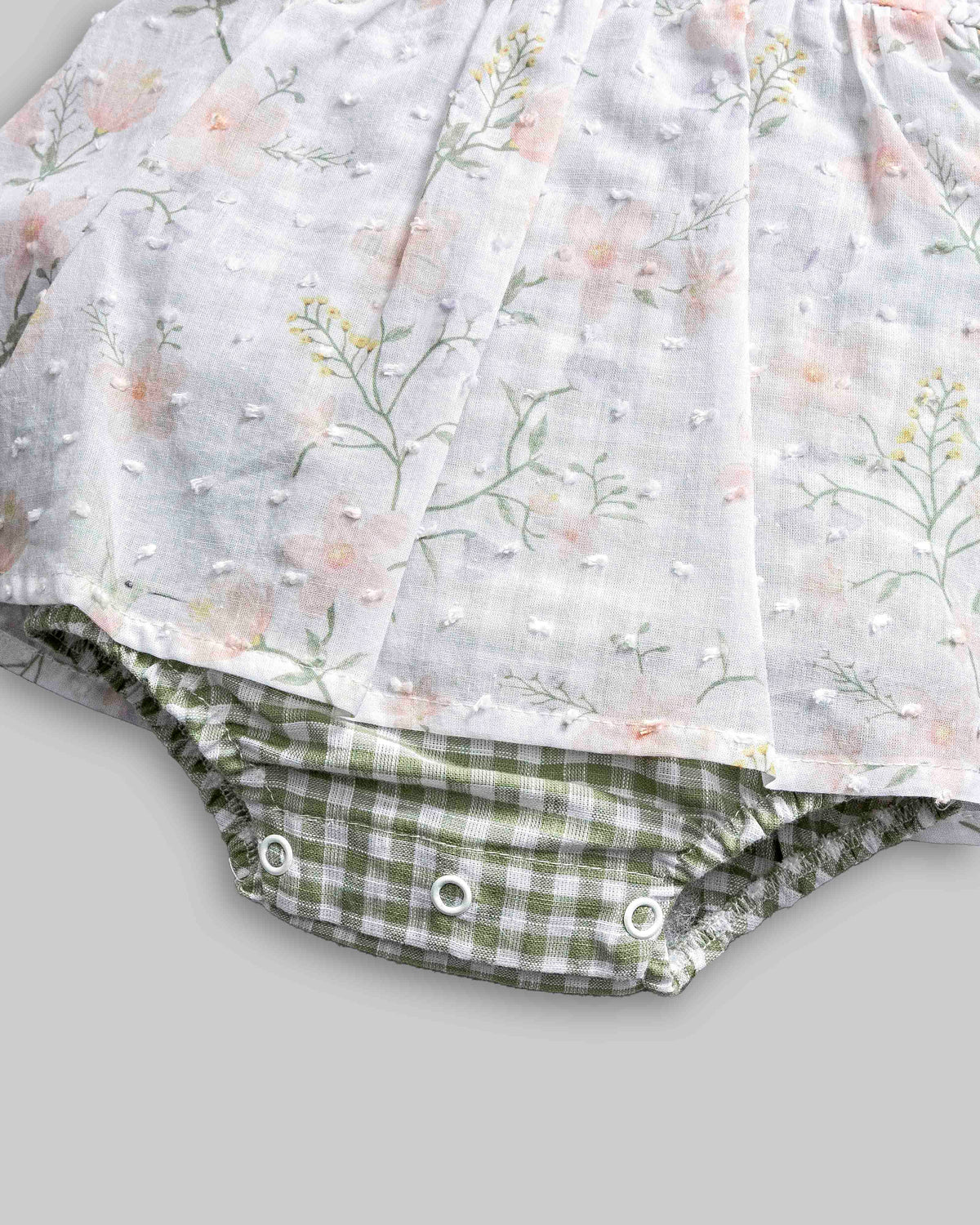 Macacão Curto Floral Voil - ANJOS BABY