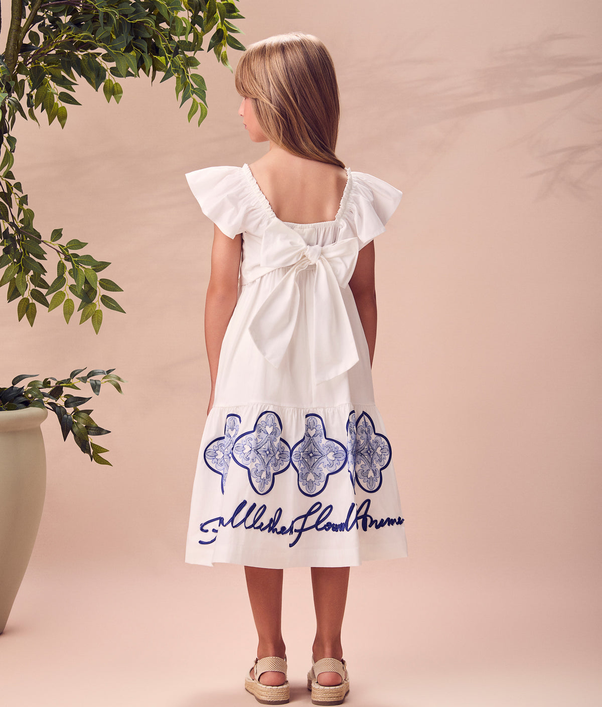 Vestido Tricoline Bordado - ANIMÊ