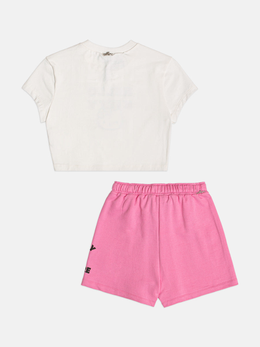 Conjunto Baby Tee e Shorts - AUTHORIA